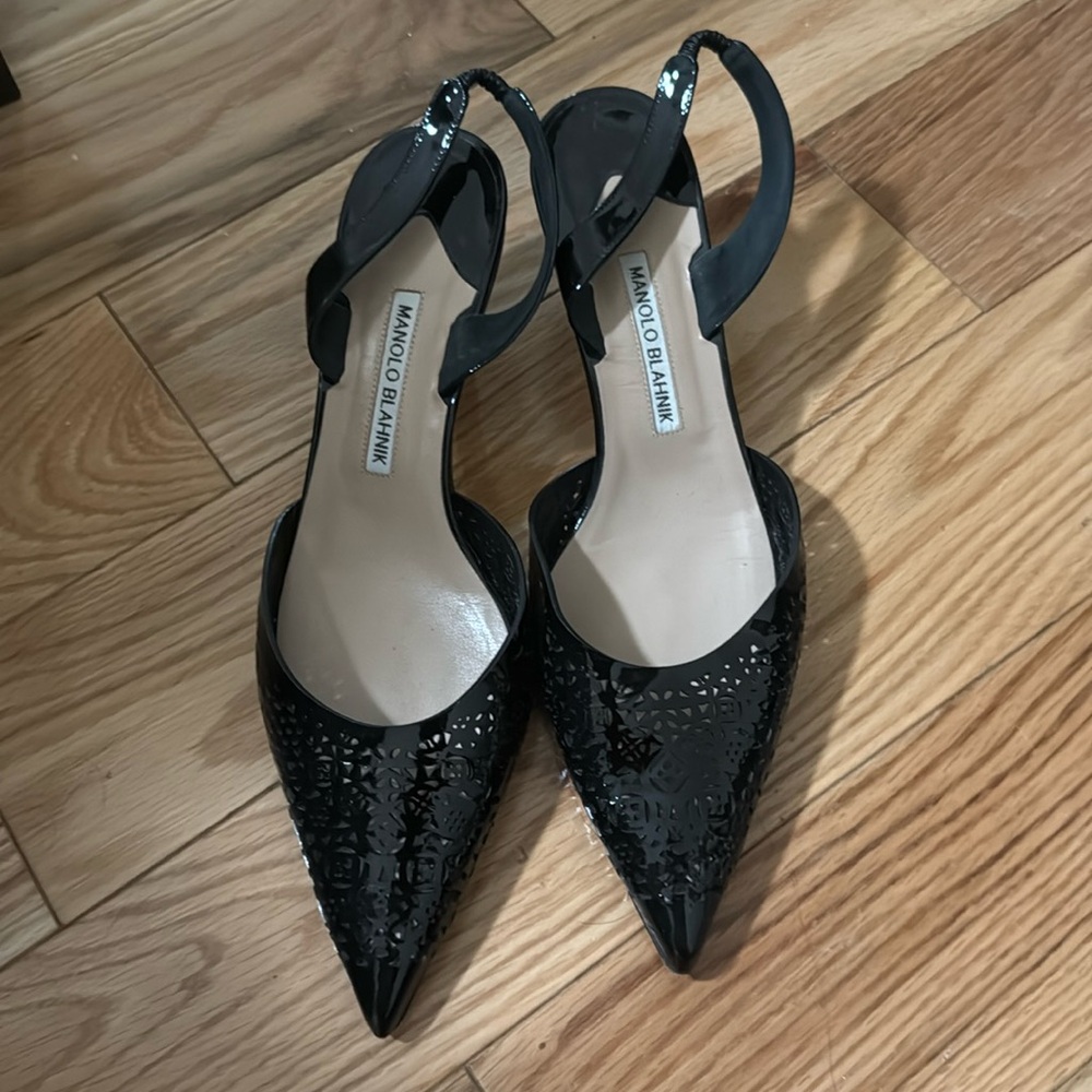 Barely worn Manolo Blahnik, 41